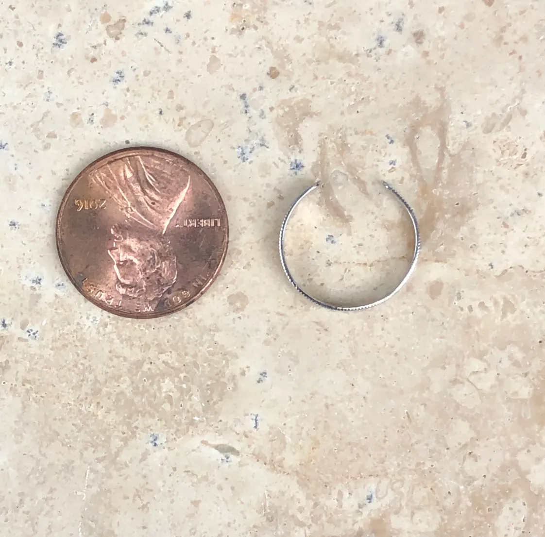 14KT White Gold Milgrain Toe Ring