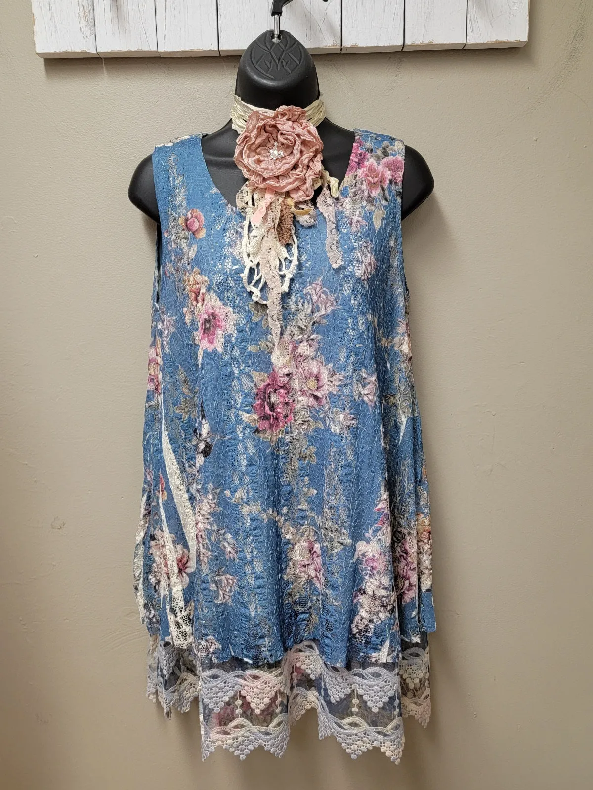3 Color Ways - Romantic Lace Sleeveless Tunics