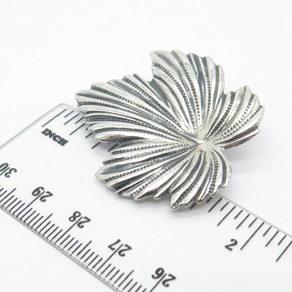 925 Sterling Silver Vintage Jewelart Leaf Textured Pin Brooch