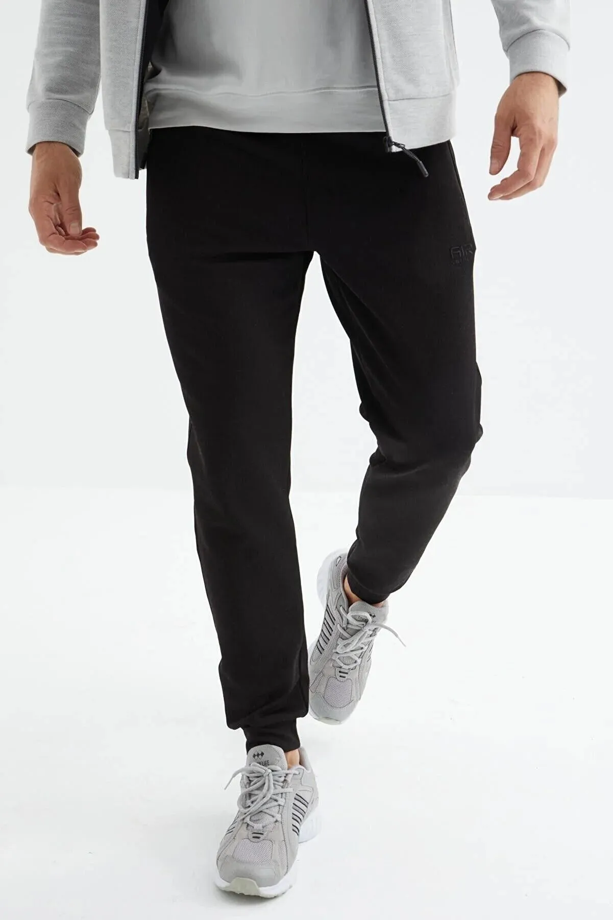 Air Jones Men's  Hugo Gray Melange - Black Jogger Tracksuit