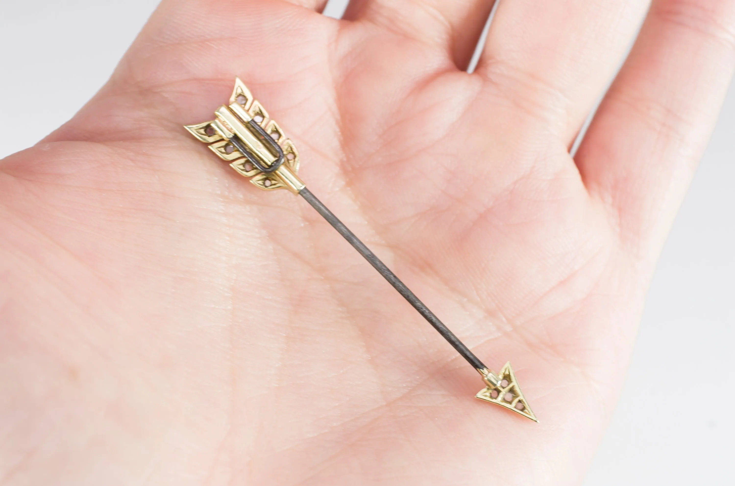 ANTIQUE ARROW JABOT PIN WITH ROSE CUT DIAMONDS