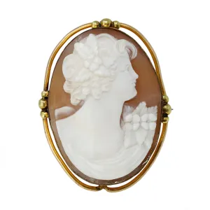 Antique Italian Cameo Brooch or Pendant in 14 Karat Yellow Gold