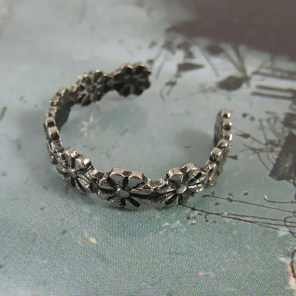 Antique Silver Plated Flower Garden Toe Ring