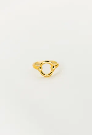 Astrid Ring
