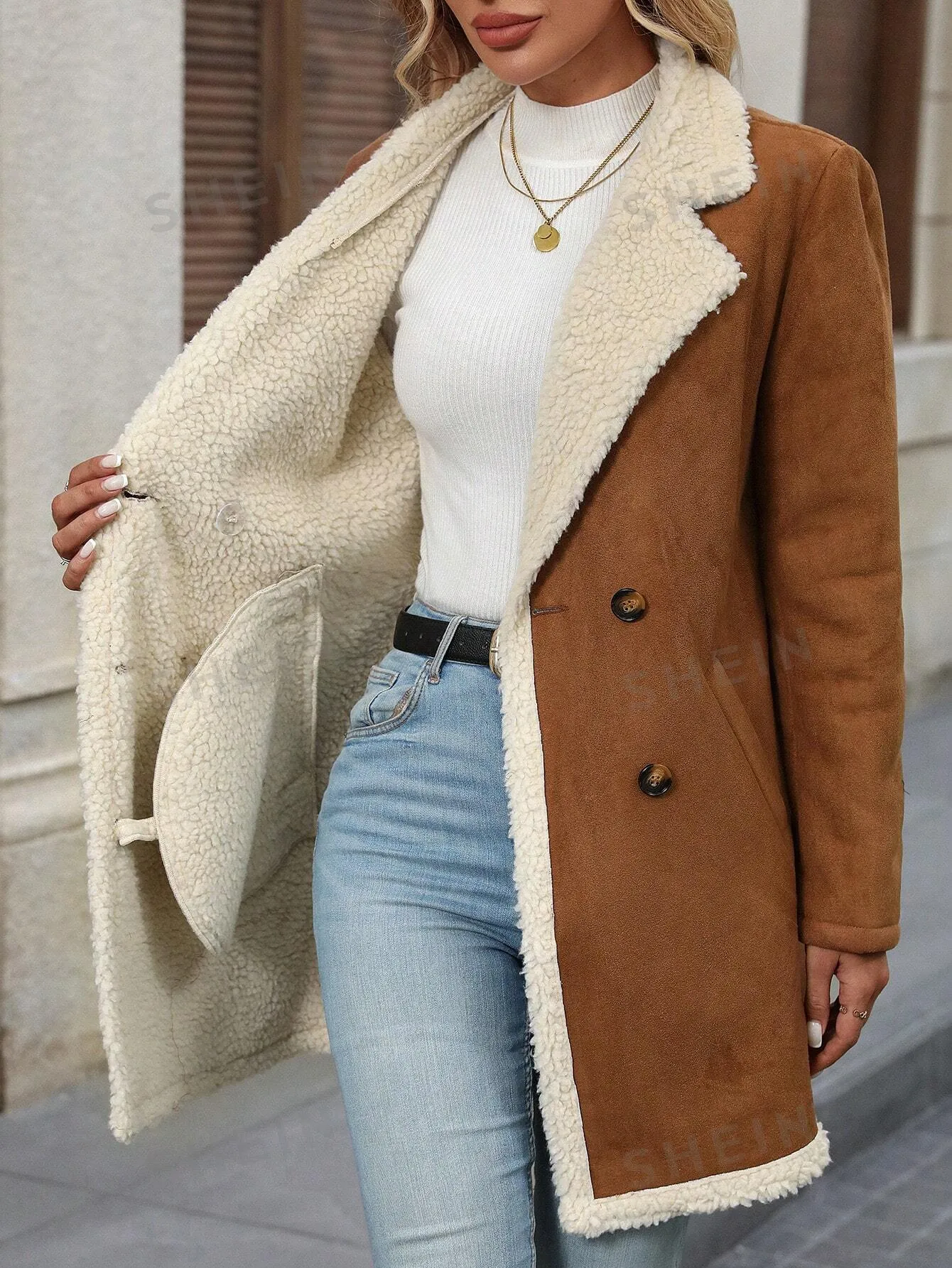 Clasi Women's Faux Fur Patchwork Front Button Simple Casual Regular Jacket
