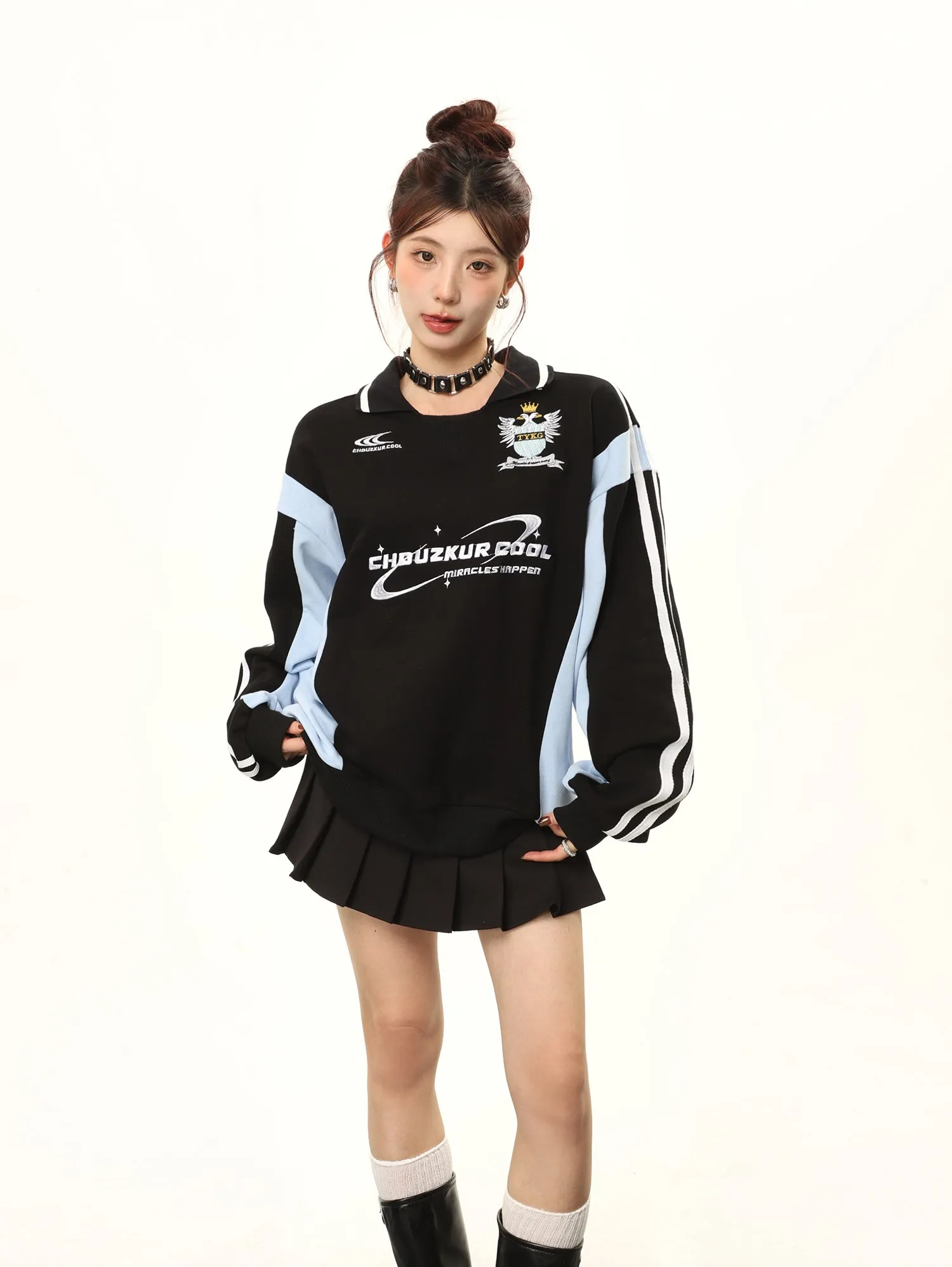 Contrast color embroidered sweatshirt