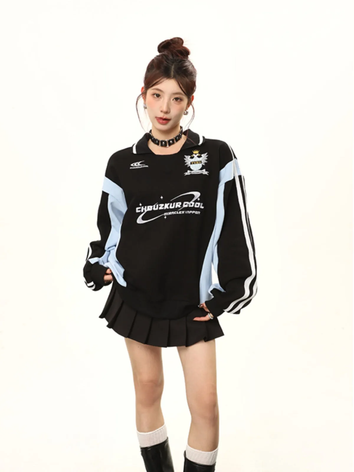 Contrast color embroidered sweatshirt