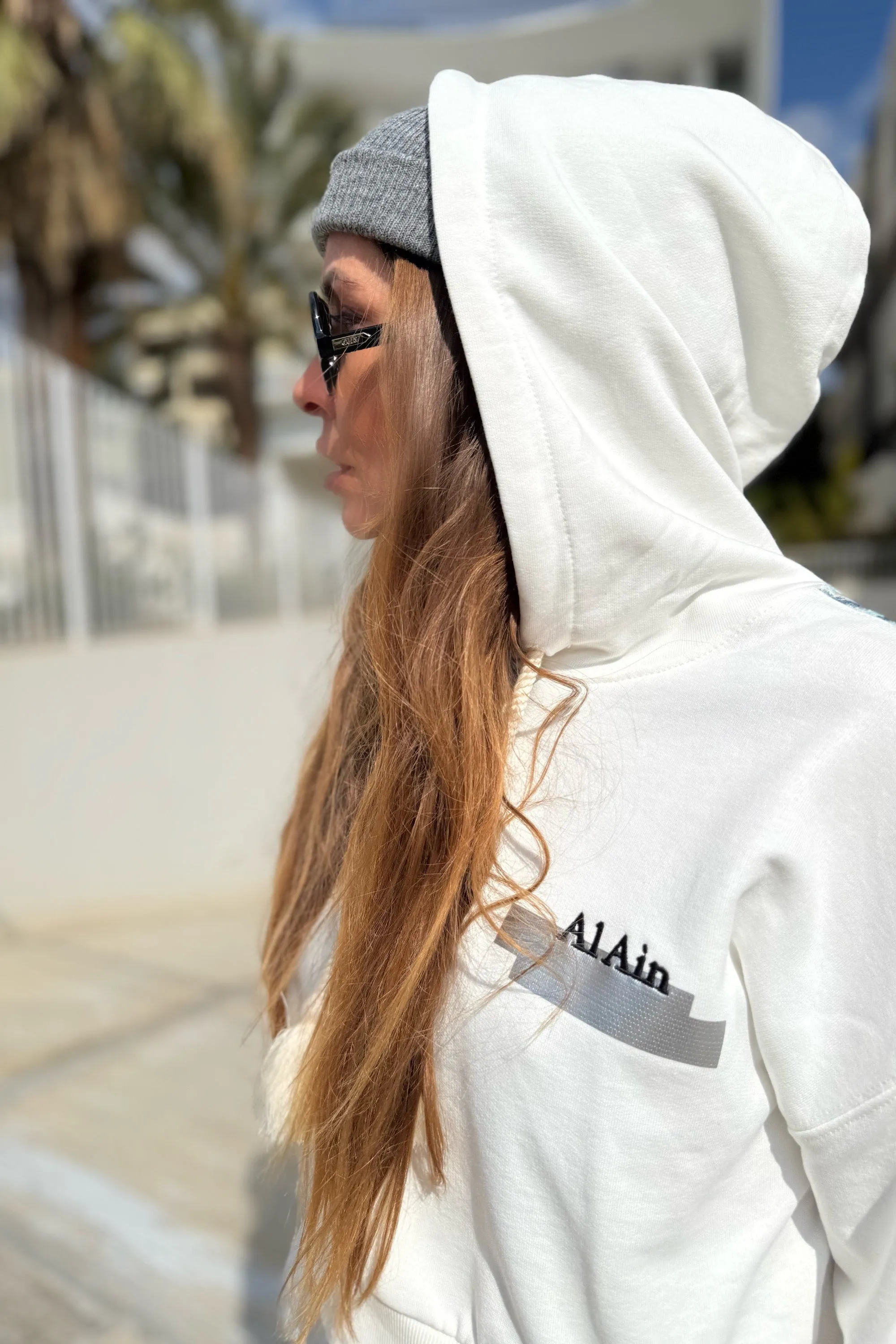 CROPPED HOODIE