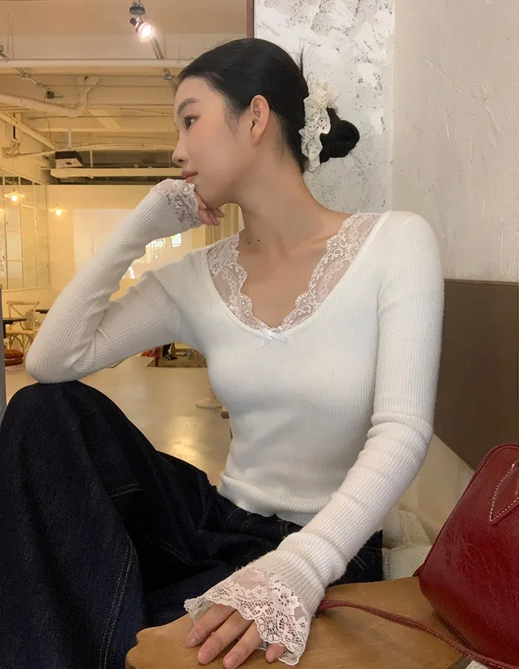 Delicate Lace Patchwork Fitted Knit Top