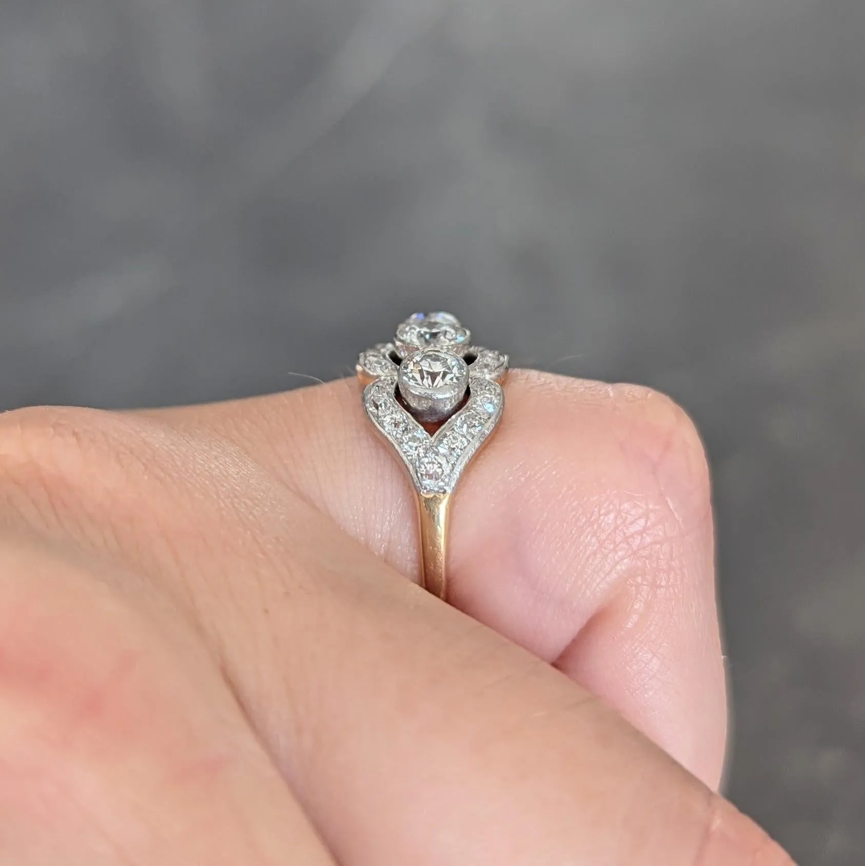 Edwardian 1.45 CTW Diamond Platinum 14 Karat Yellow Gold Antique Three Stone Dinner Ring