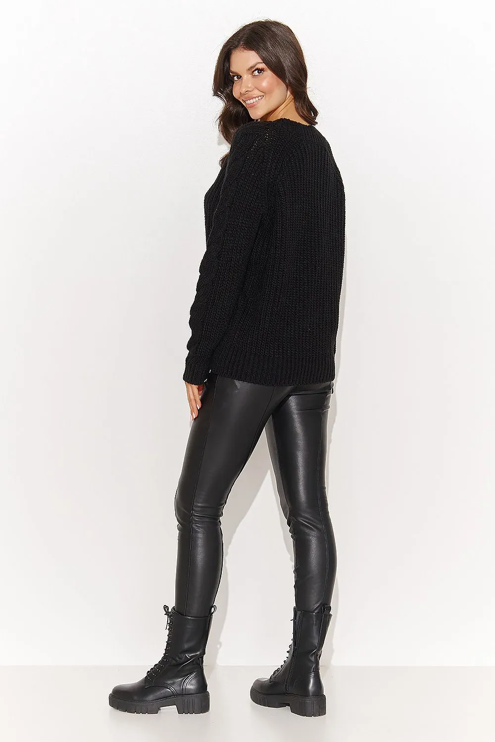 Elegant Heart Neckline Fitted Sweater