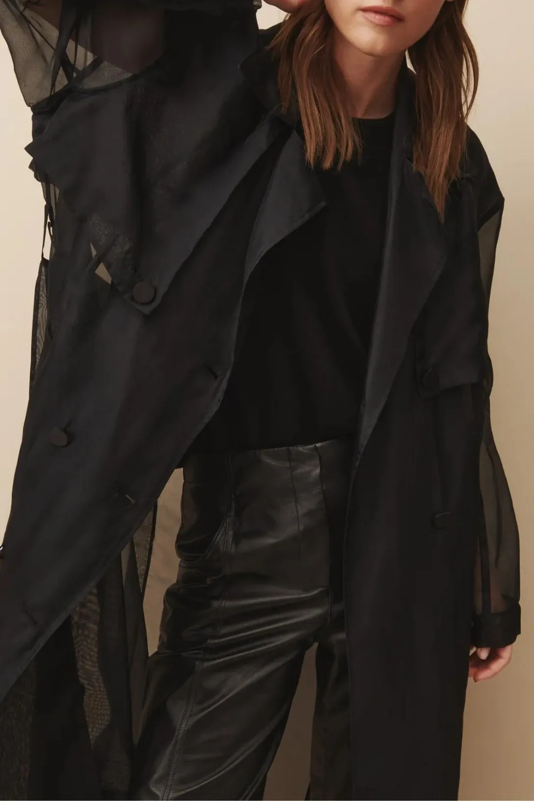 Foreign Affair Black