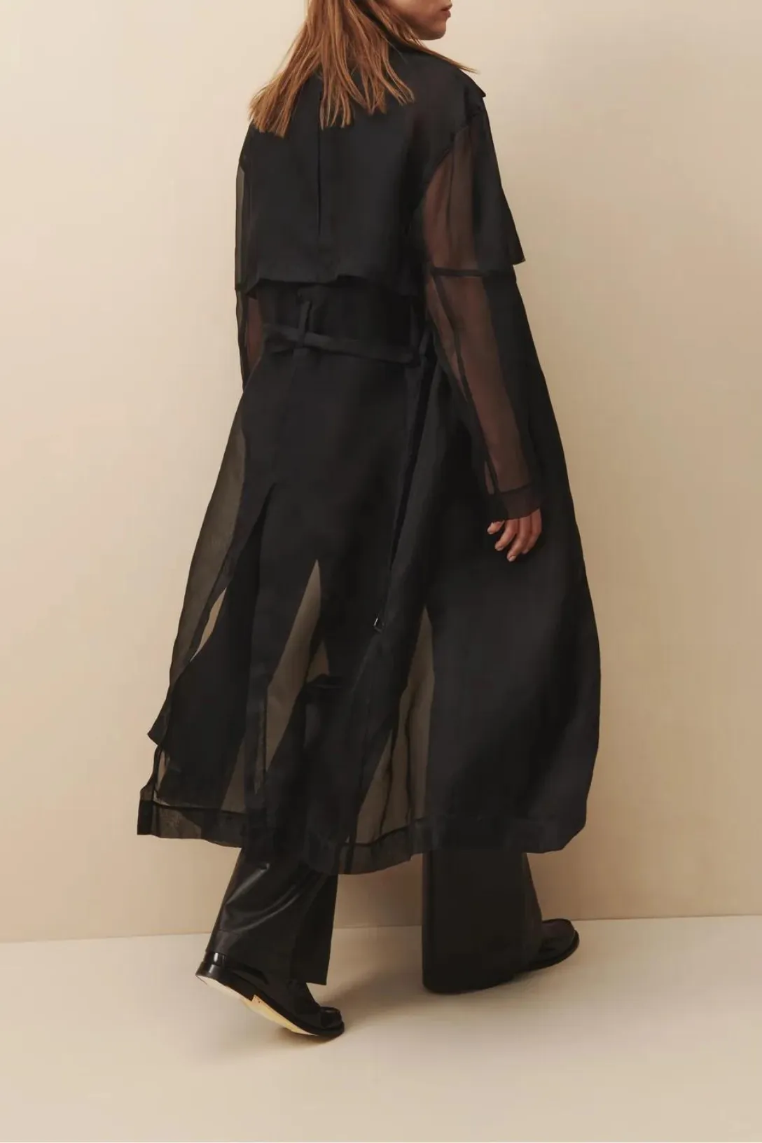 Foreign Affair Black