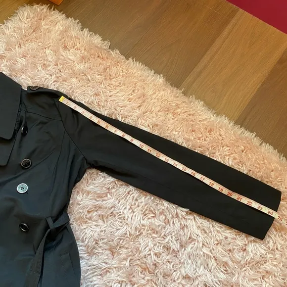 Guess Black Trench Coat Double breasted lightweight size medium