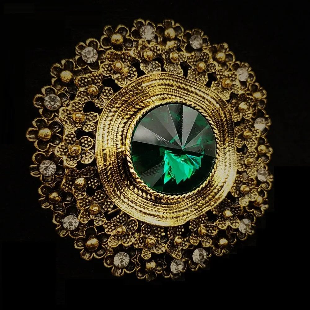Jewelblings Antique Style Large Green Glass Stone Round Sash Brooch Pin