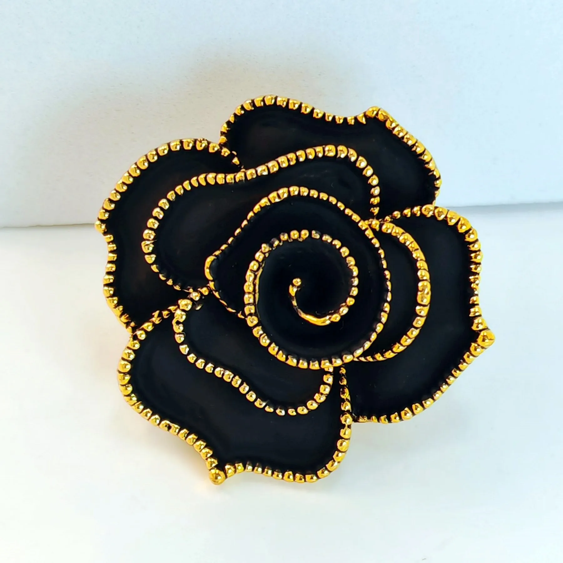 Jewelblings Vintage Golden Beaded Full Bloom Black Rose Brooches Gold Tone Multi Petal Black Rose Flower Enameled Pin Women Church Jewelry