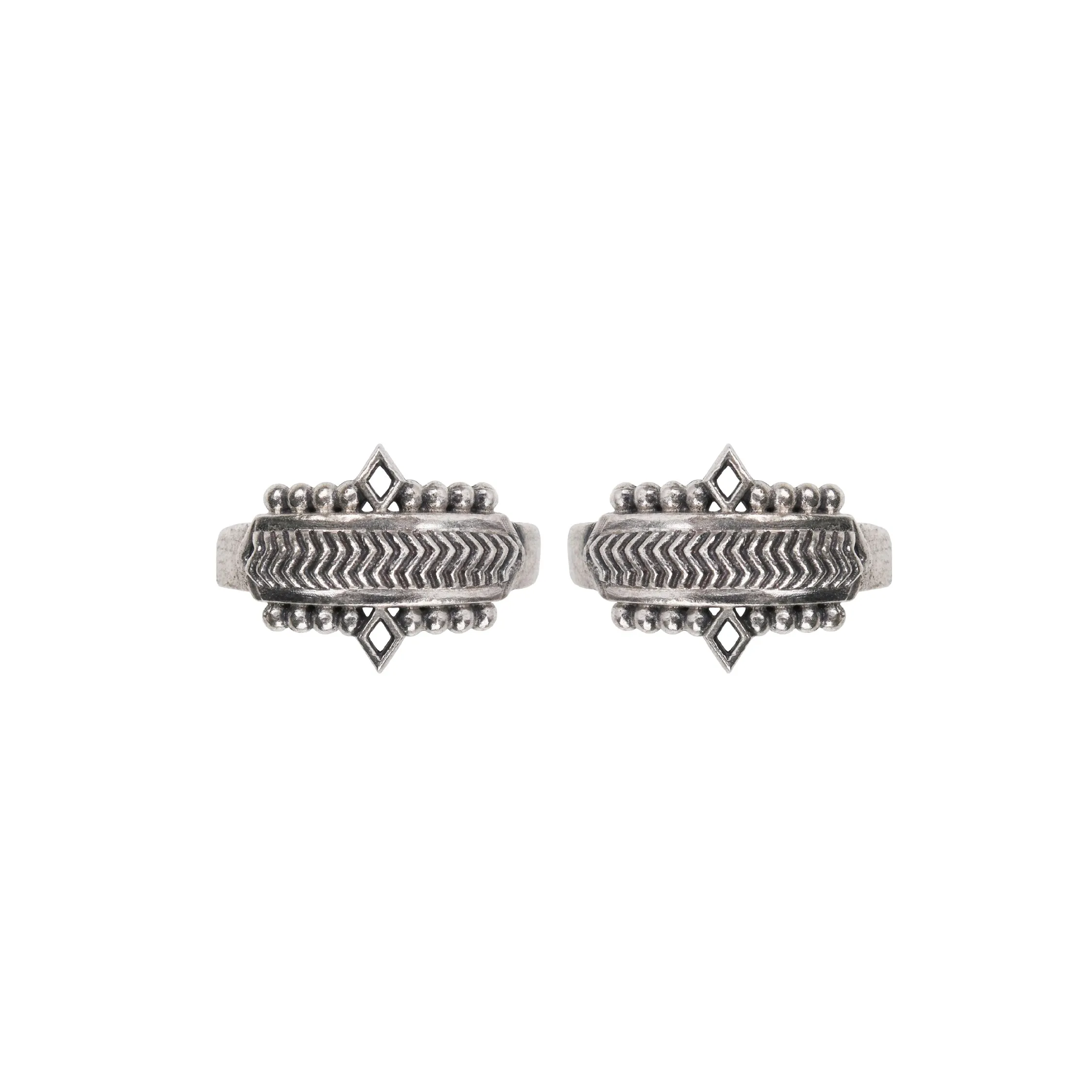 Kalki silver toe ring by Moha