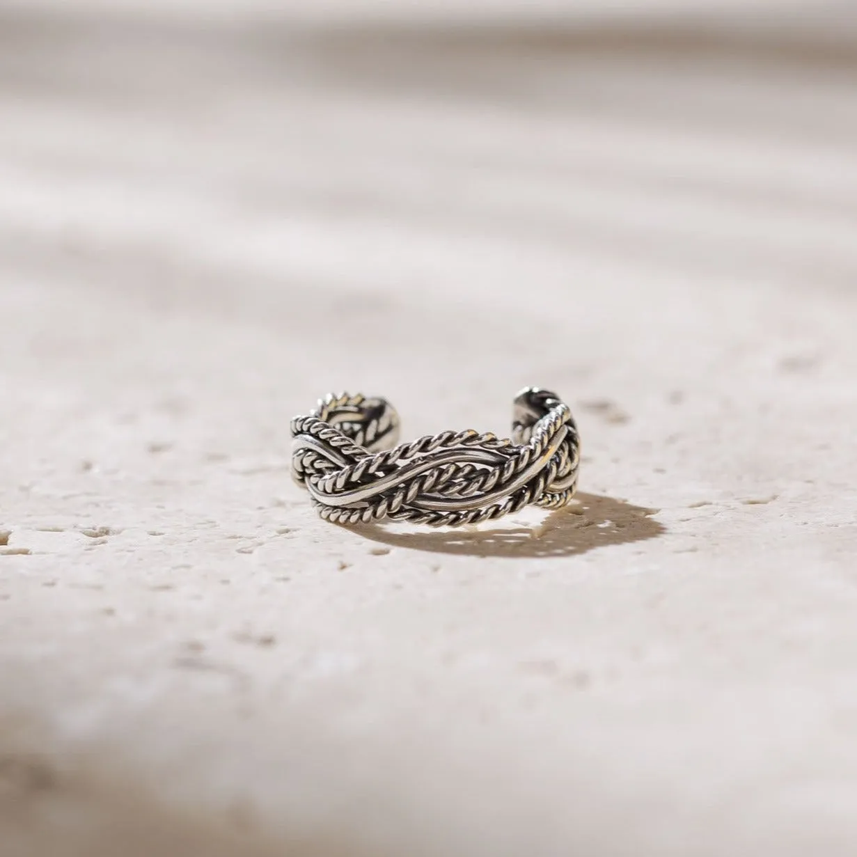 Koh Lanta - Twisted Silver Toe Ring
