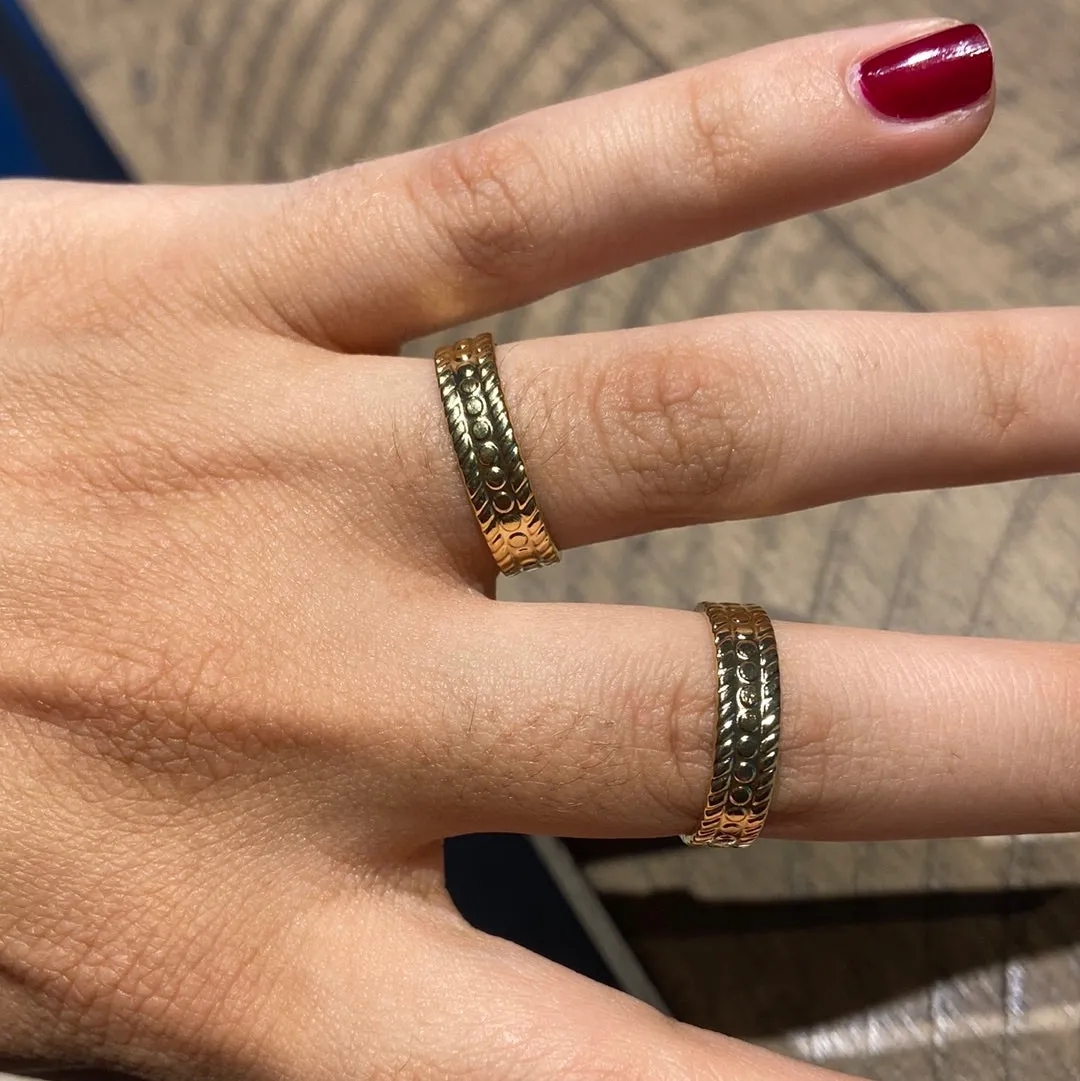 Laina Adjustable Ring