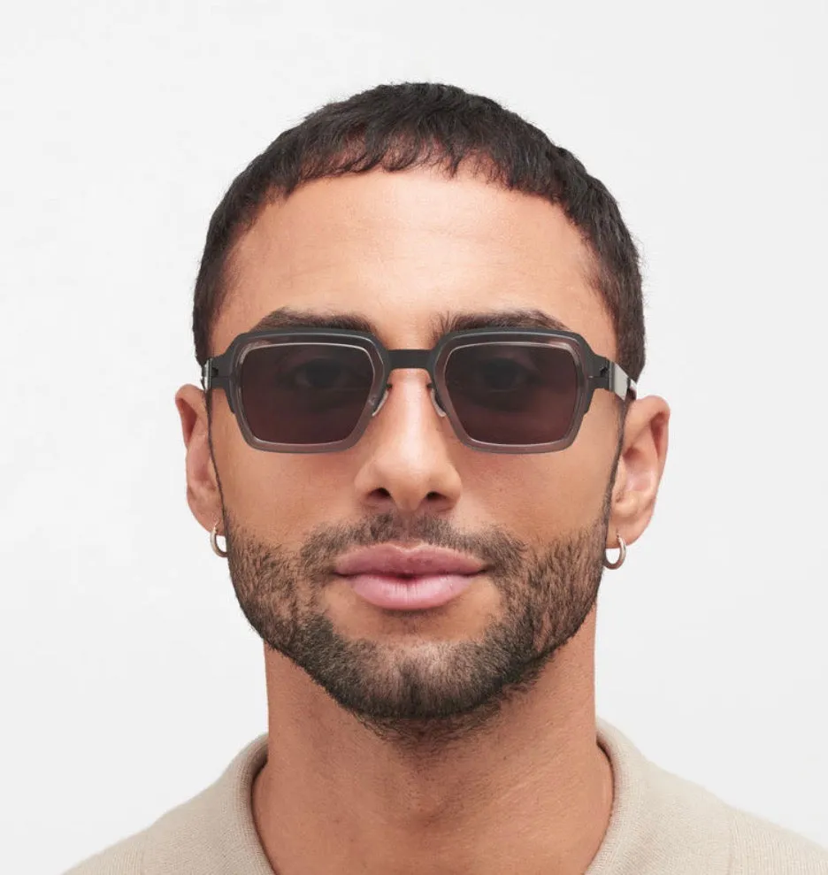 LENNON-Black / Clear Ash / Brown Solid