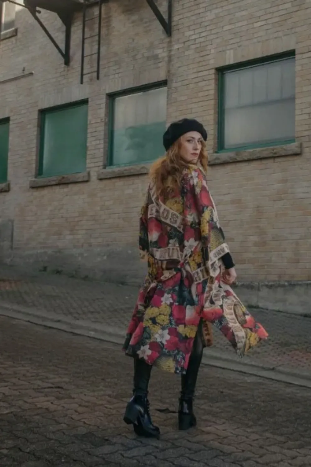 MARKET OF STARS FRIENDSHIP, LOVE   TRUTH LONG DUSTER WITH BELT