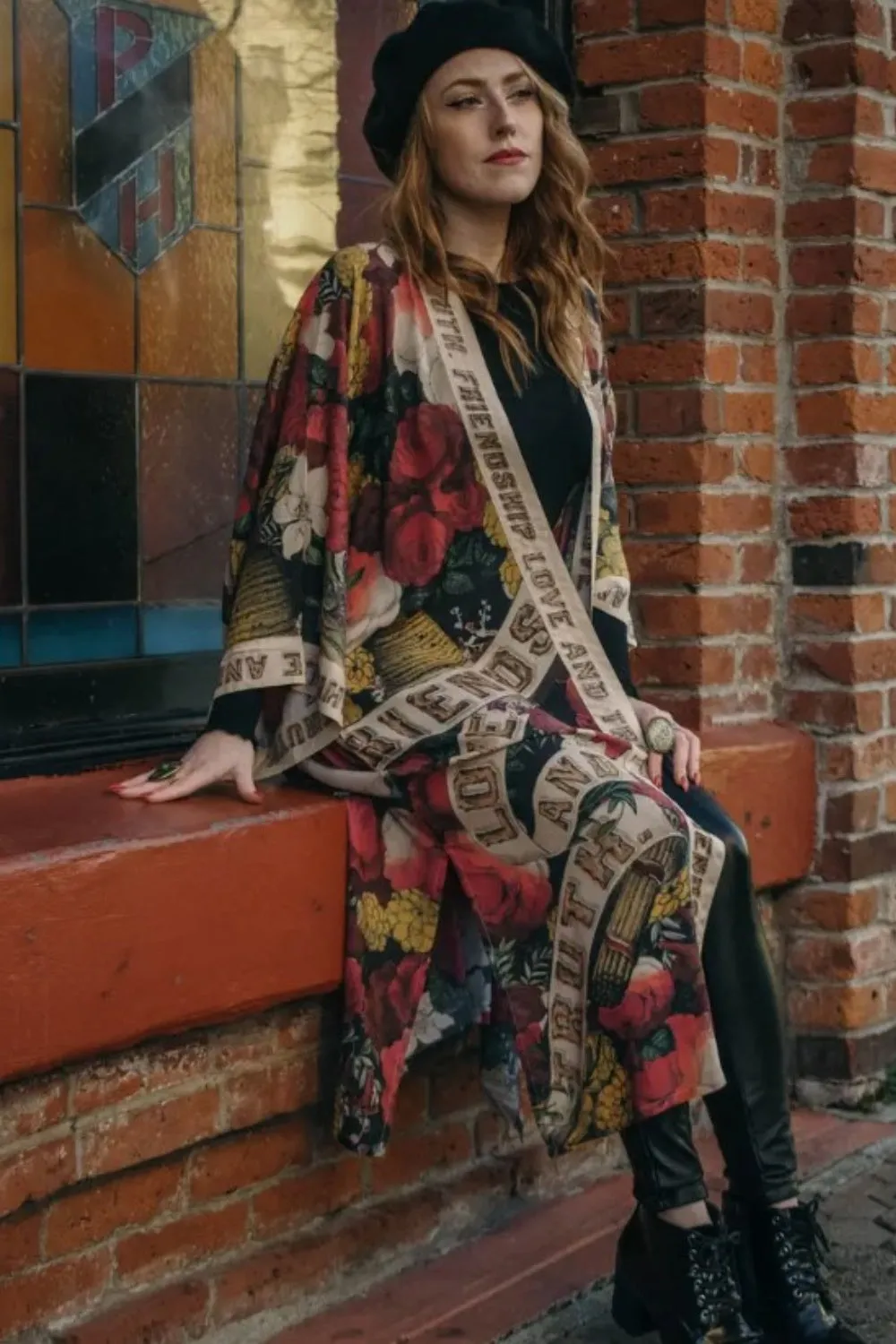 MARKET OF STARS FRIENDSHIP, LOVE   TRUTH LONG DUSTER WITH BELT