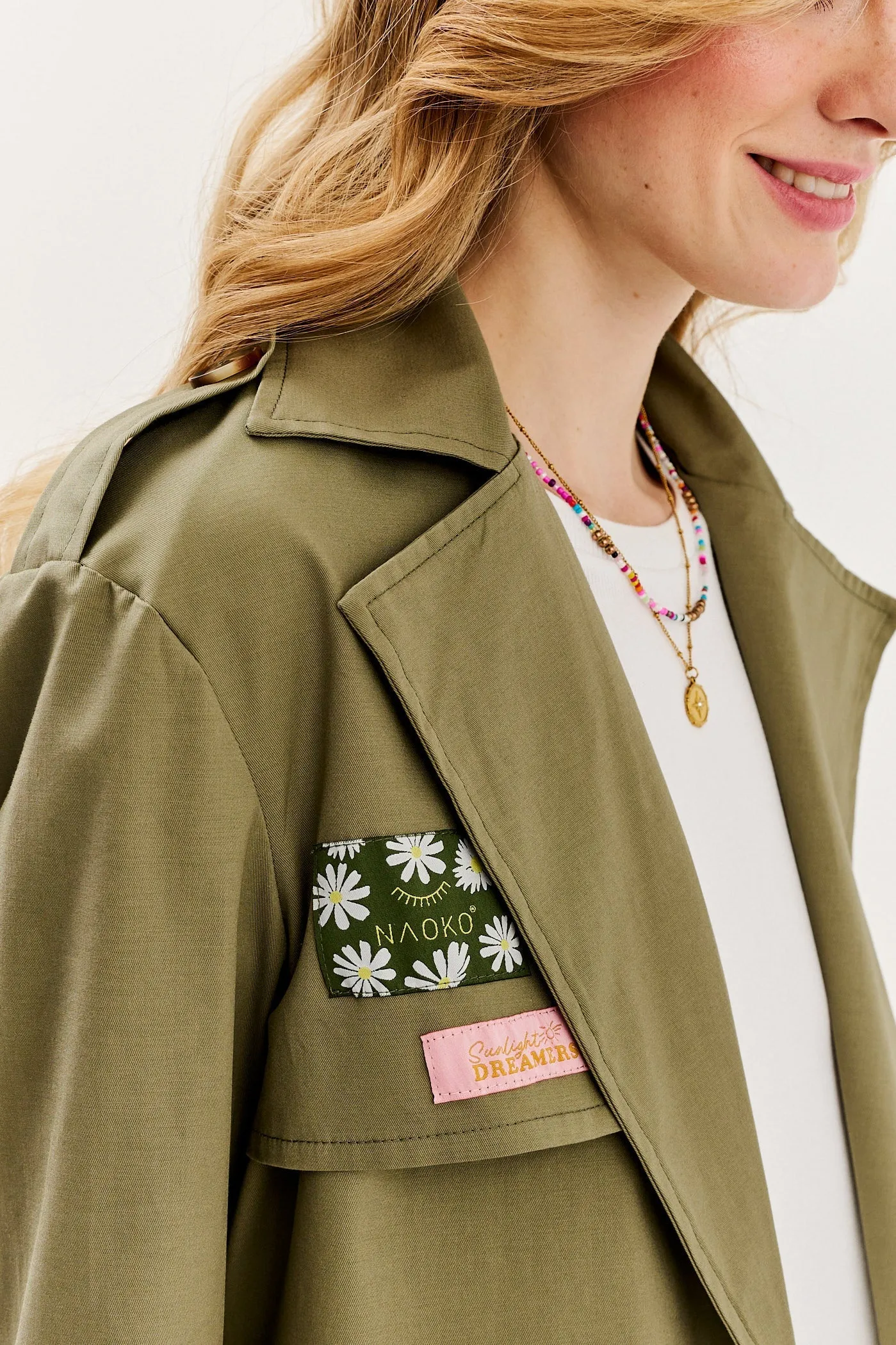 Meadow Glow classic trench