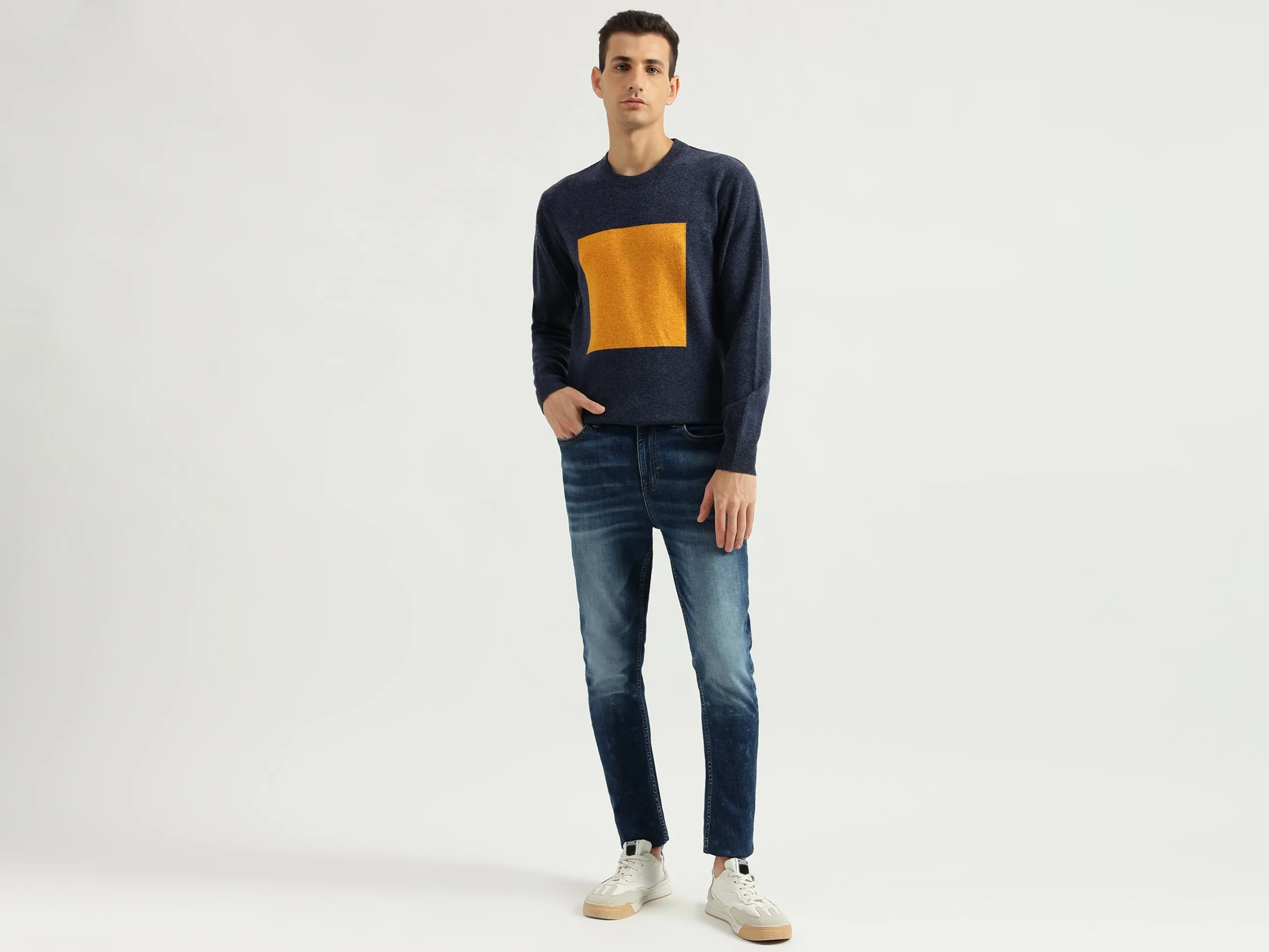Men's Regular Fit Round Neck Color Block Sweaters