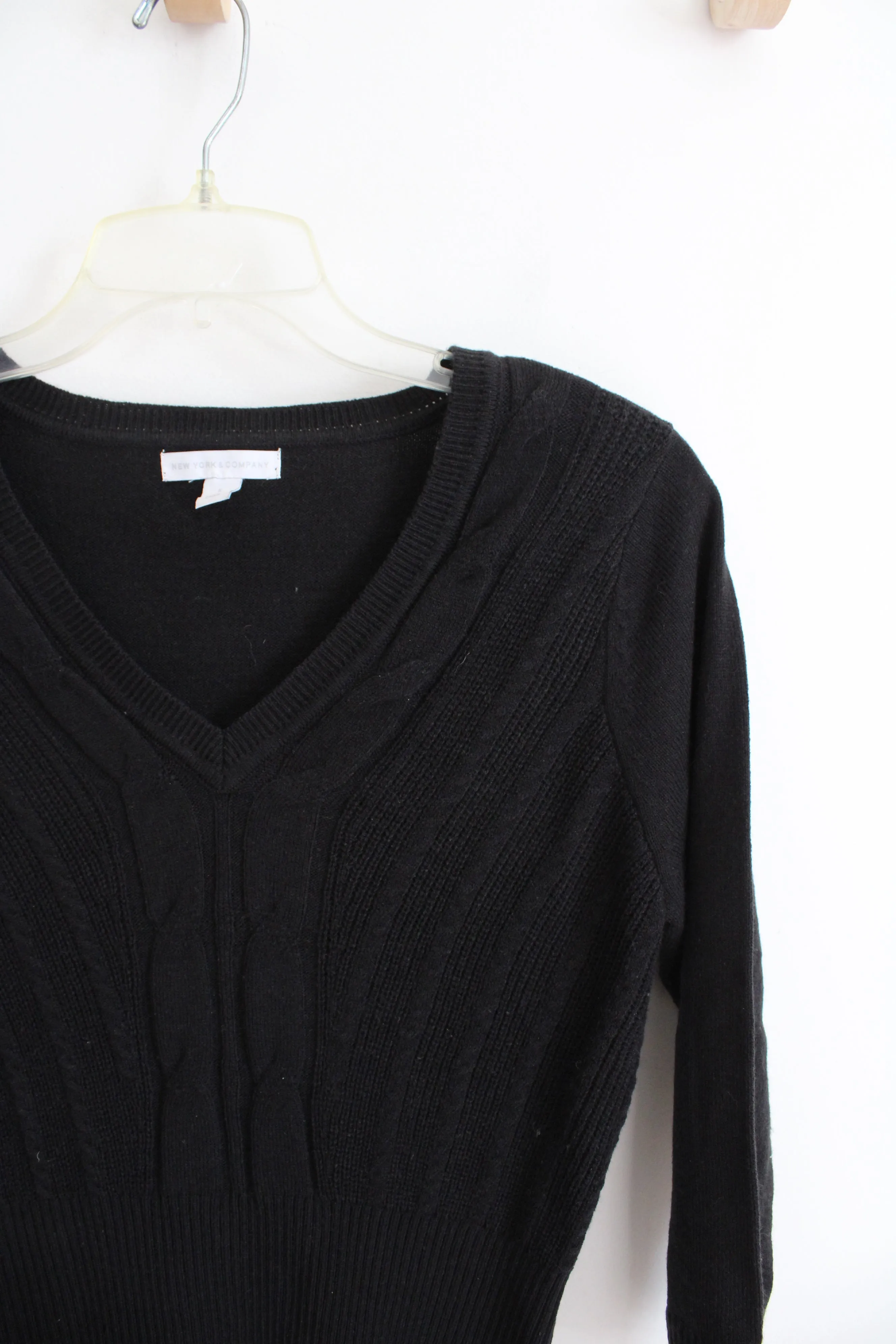New York & Company Black Fitted Ribbed Sweater | S