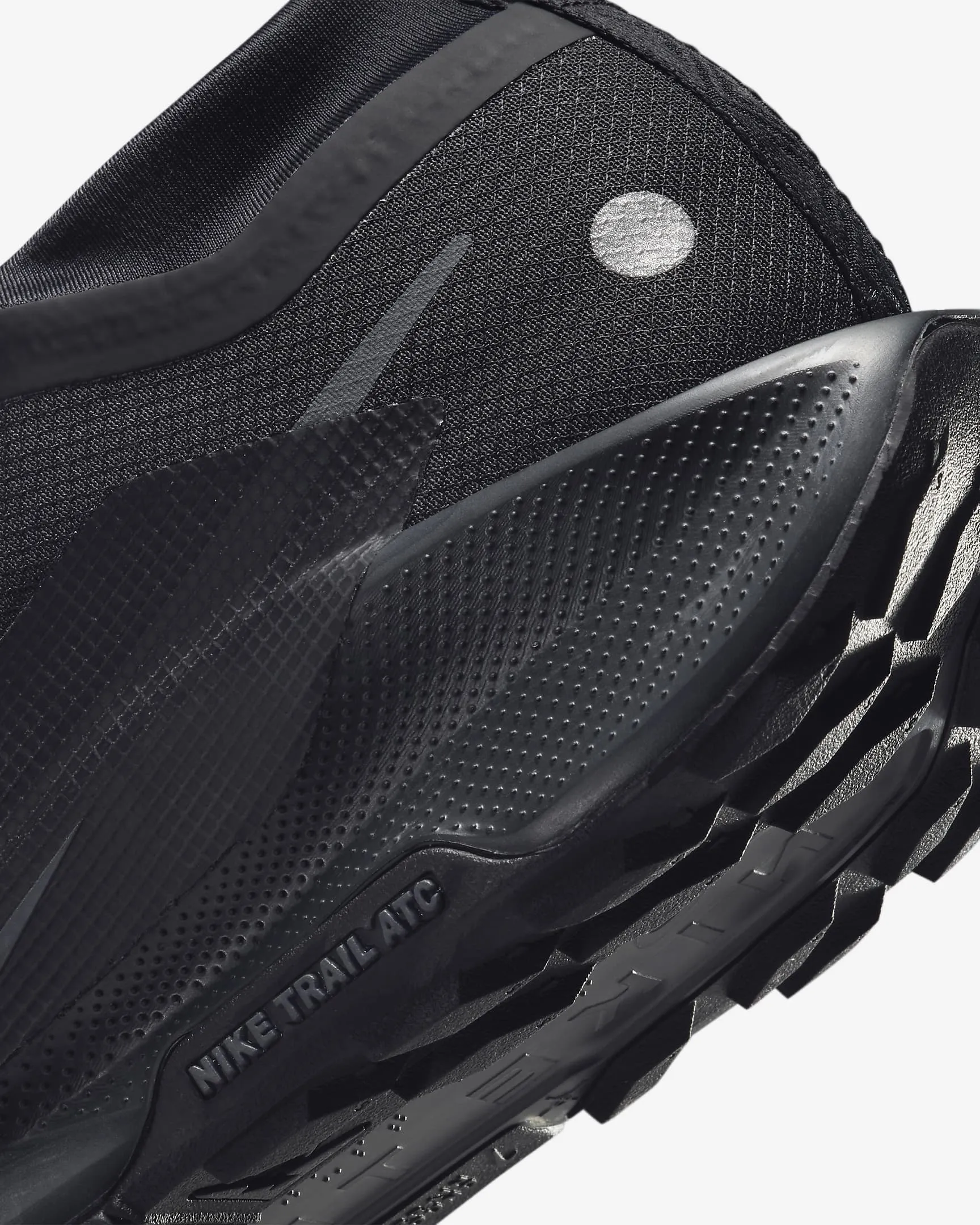 Nike Pegasus Trail 5 GORE-TEX Men's Waterproof Trail-Running Shoes