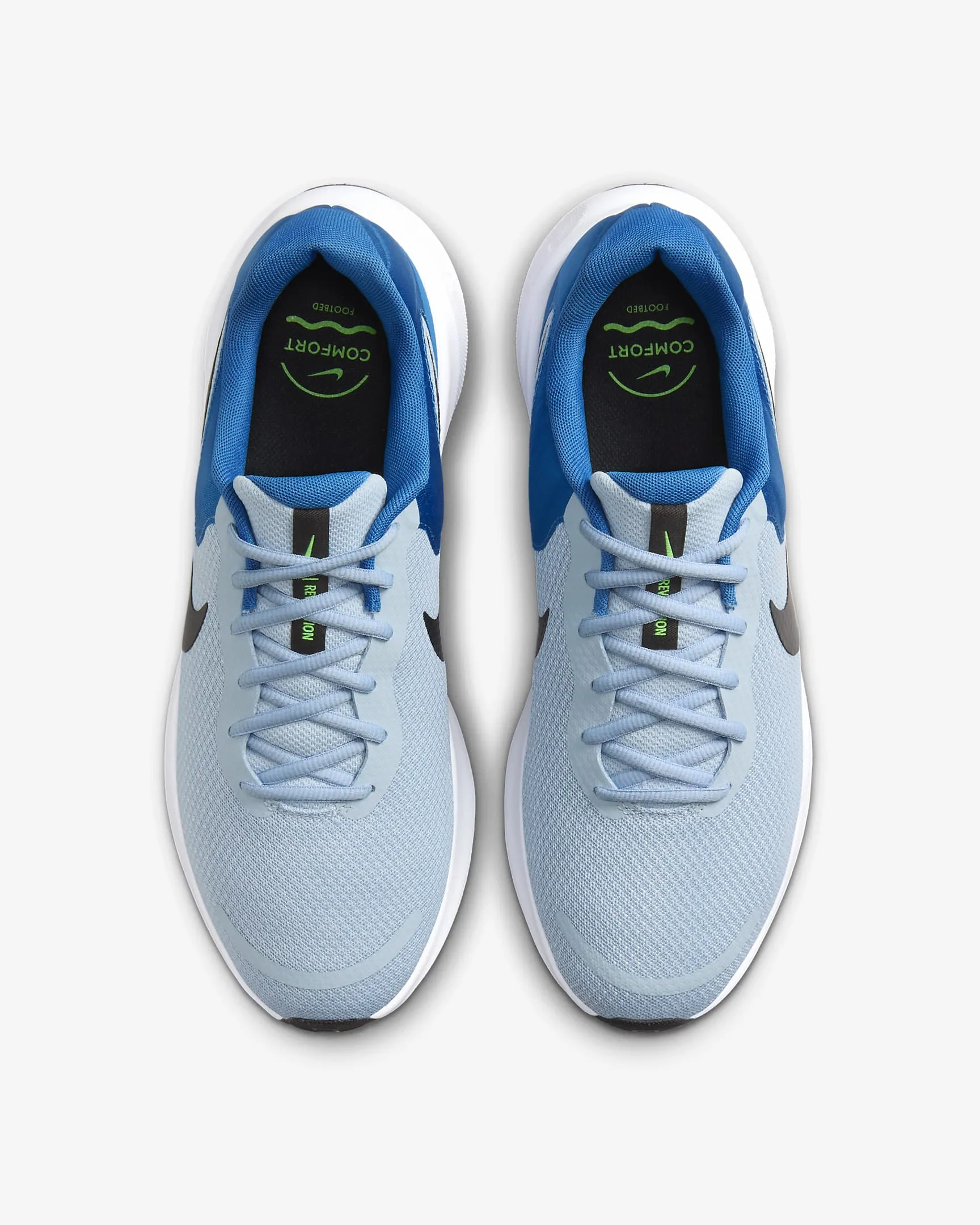 Nike Revolution 7 Trainers