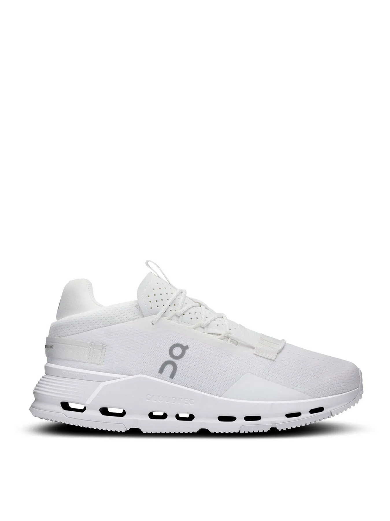 On Running CloudNova 2 Trainers in White