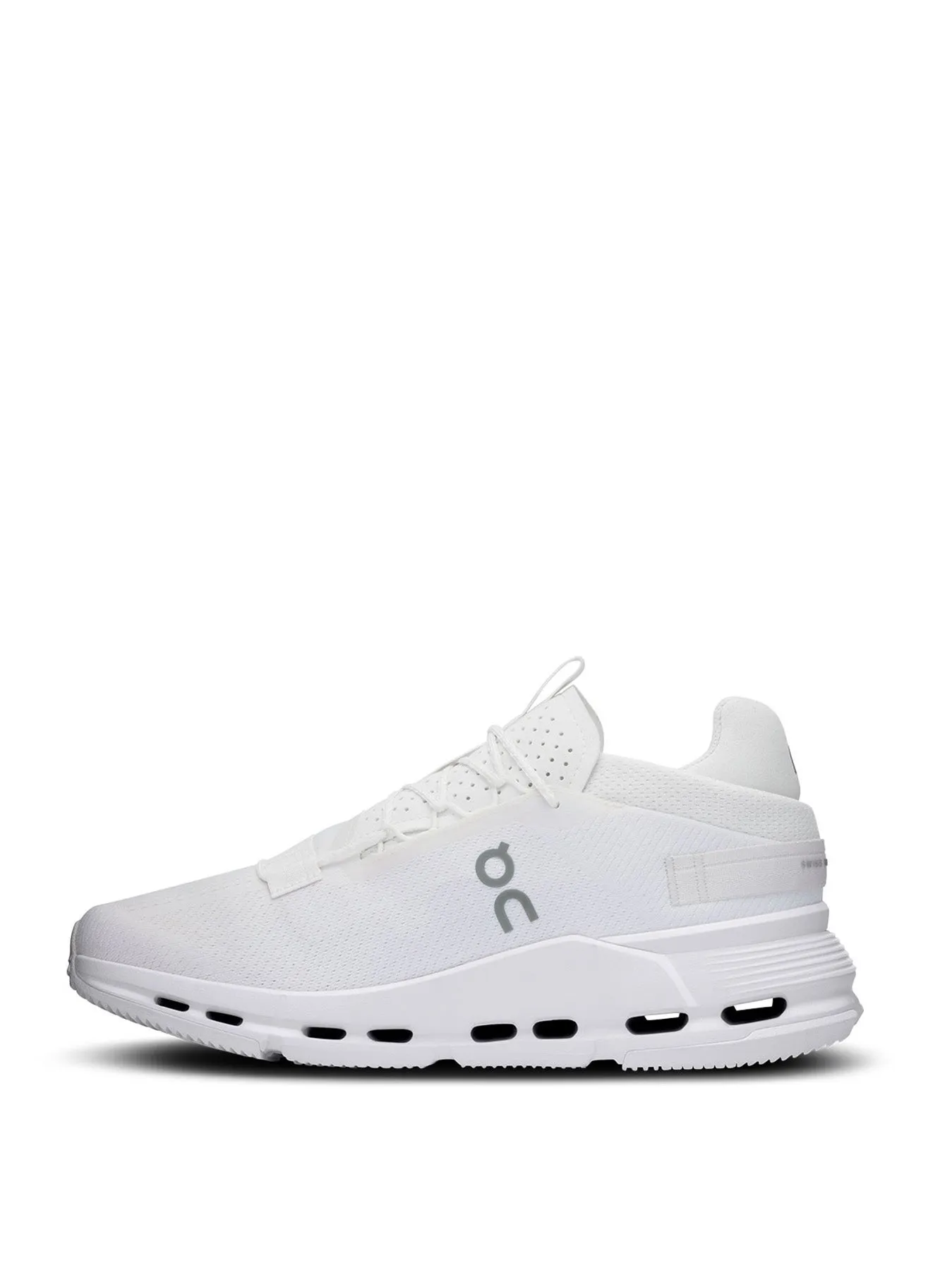 On Running CloudNova 2 Trainers in White