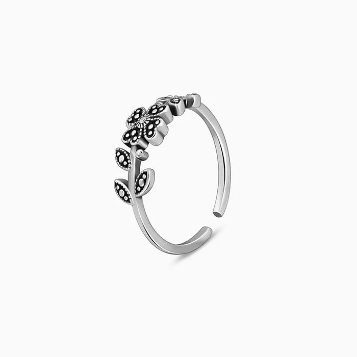 Oxidised Silver Chameli Toe Rings