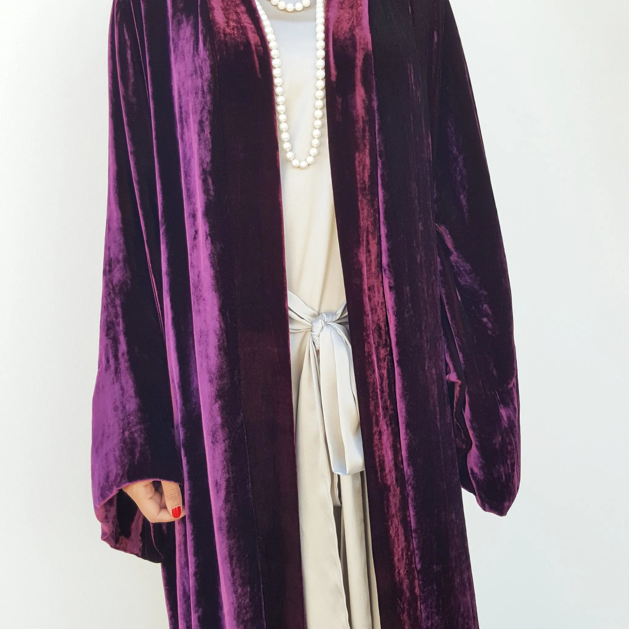 Qabeela SS17  Silk Velvet Classic Abaya