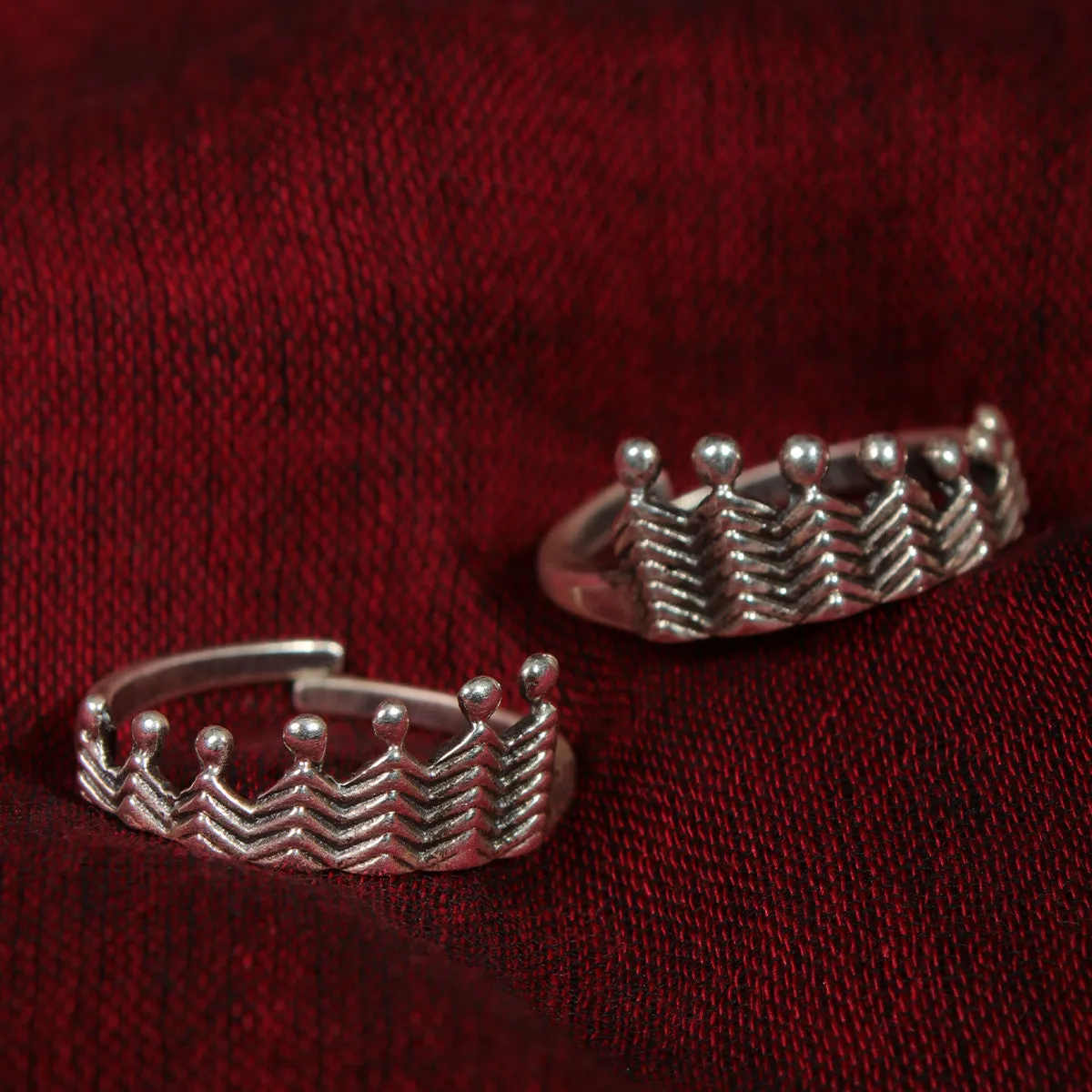 Shikha Silver Toe Ring by Moha