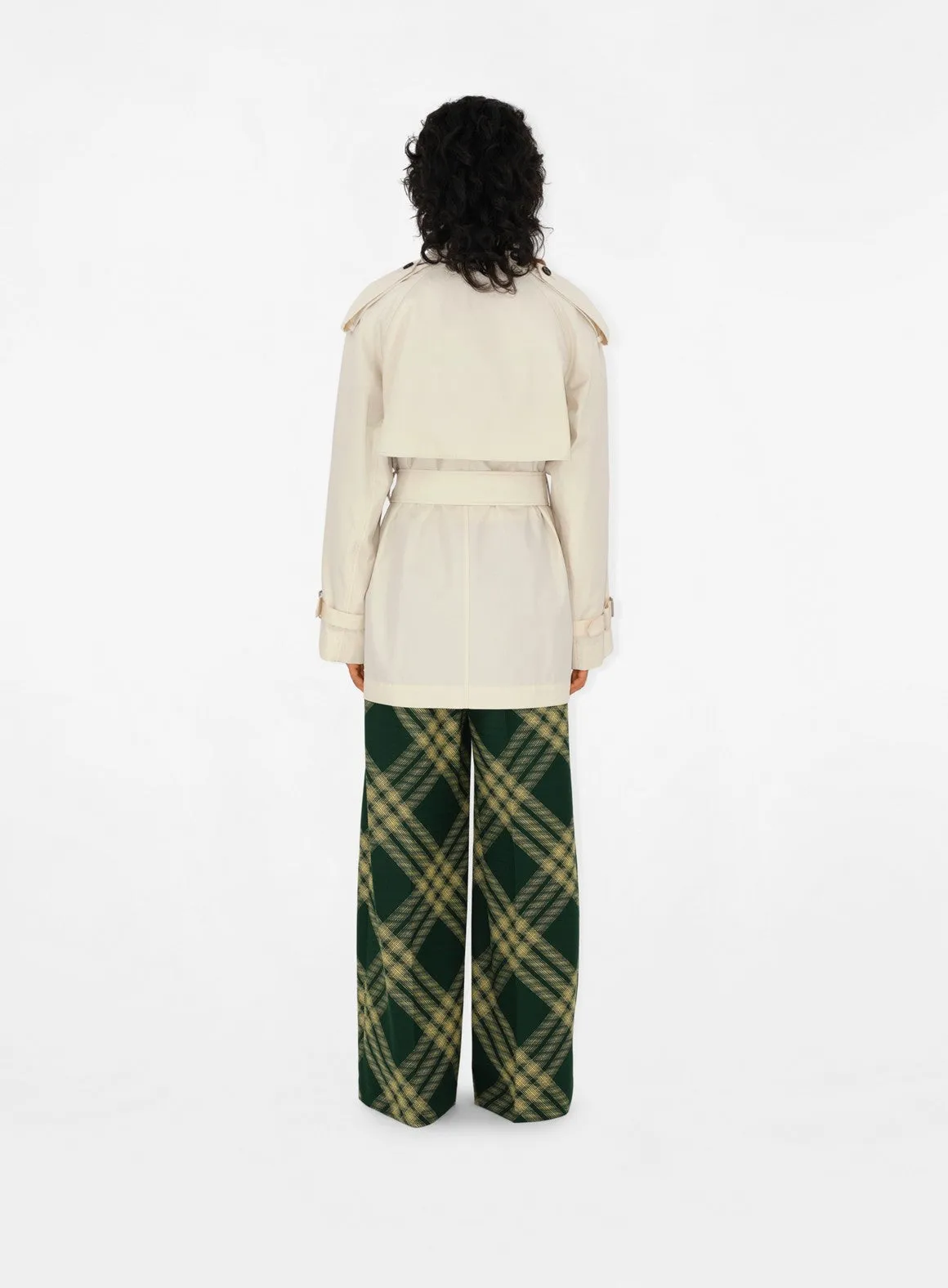 Short cream trench coat