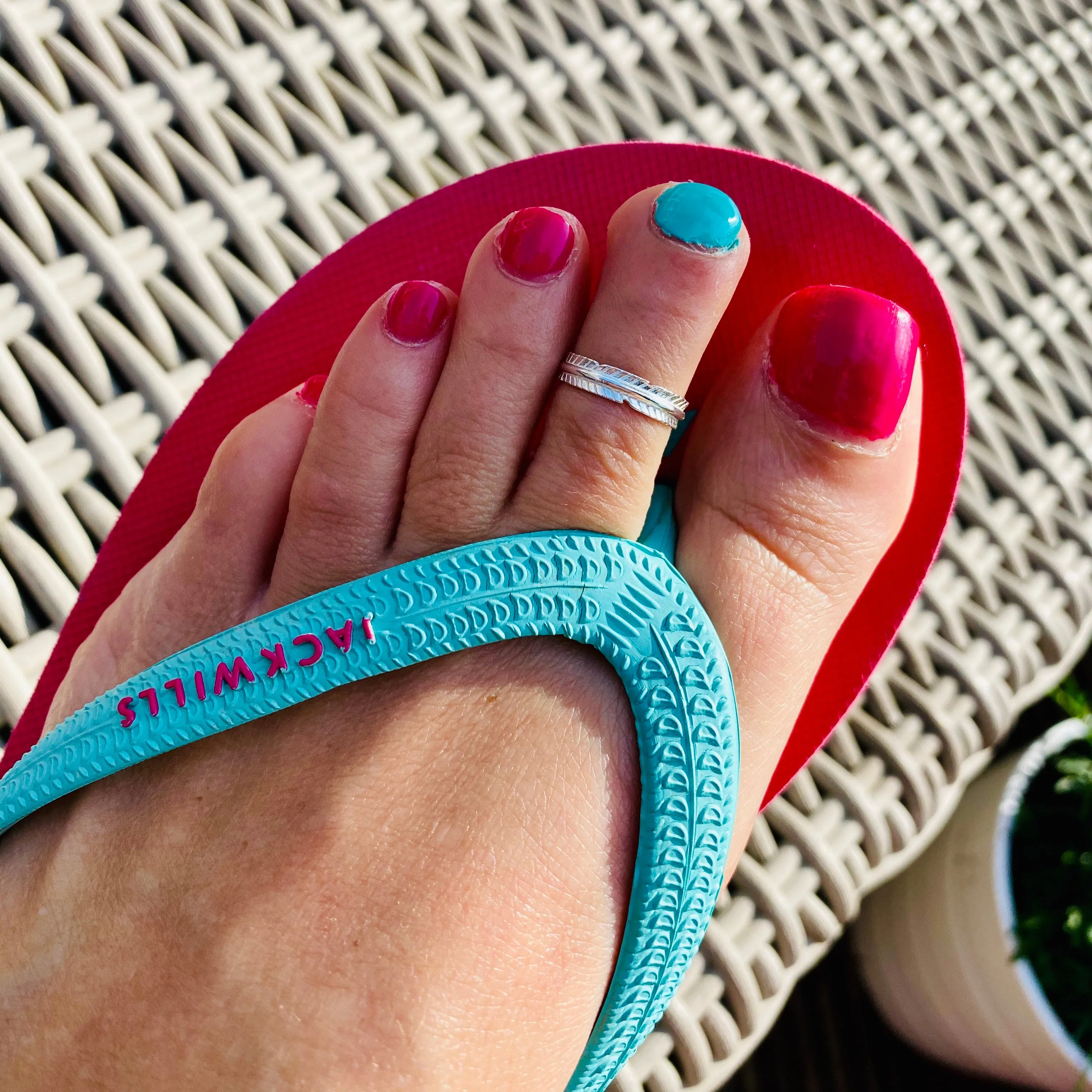 Silver Feather Toe Ring