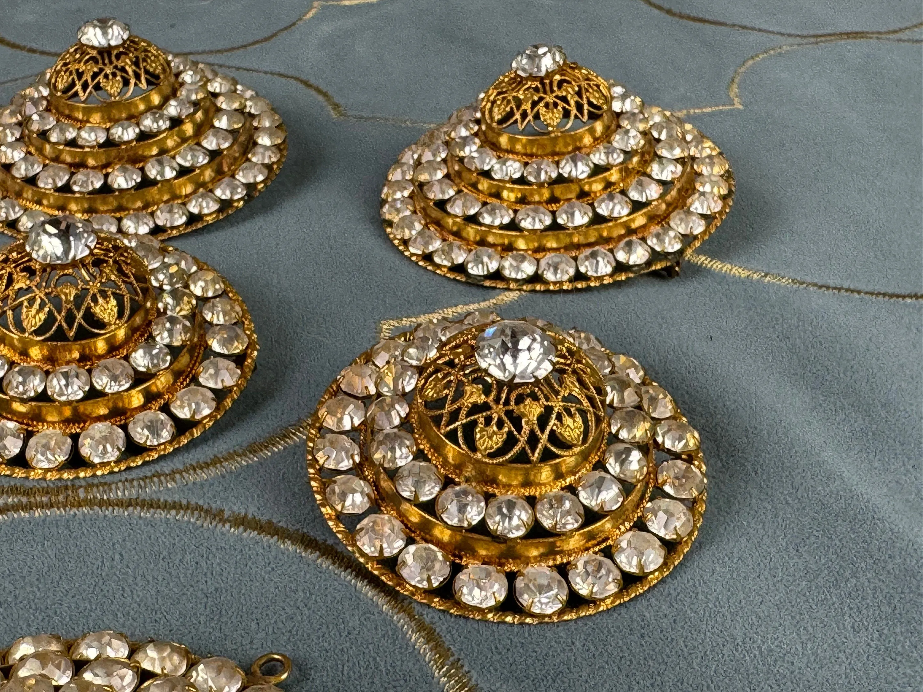 Six Antique brooches and 1 accessory made of rhinstones, Germany, ca. 1890-1910