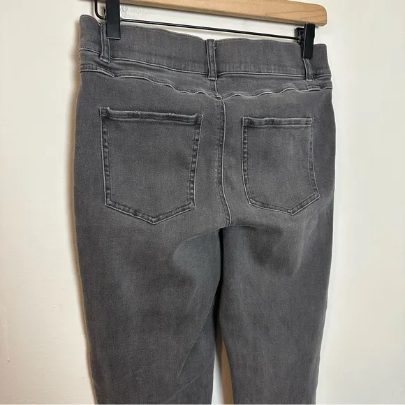 SPANX- Vintage Distressed Ankle Skinny Jeans Vintage Grey