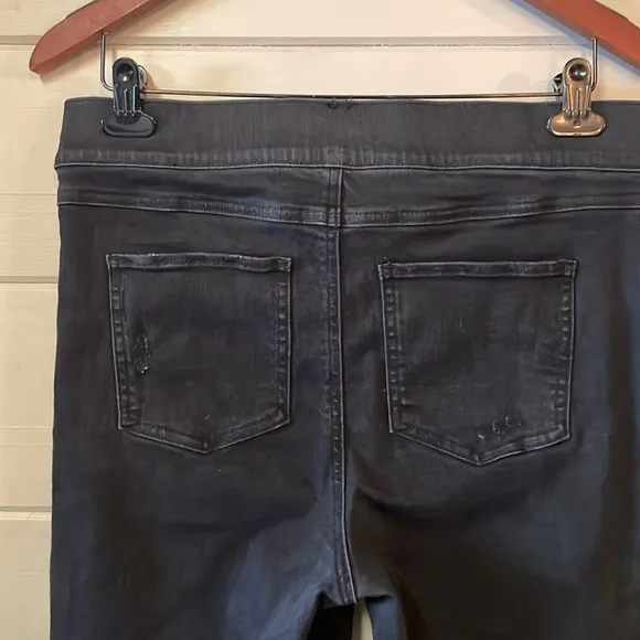 Spanx Vintage Distressed AnkleSkinny Jeans Size XL.