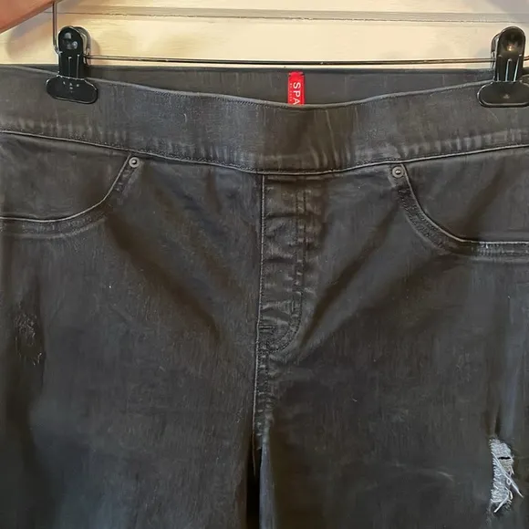 Spanx Vintage Distressed AnkleSkinny Jeans Size XL.