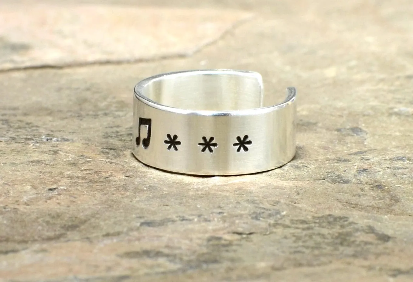 Sterling silver music note toe ring
