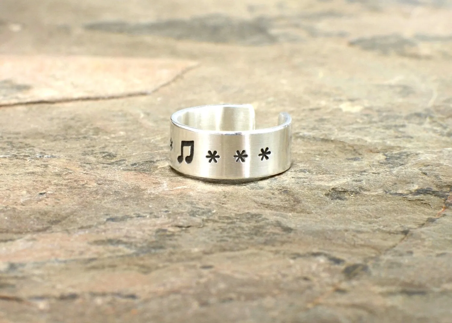 Sterling silver music note toe ring