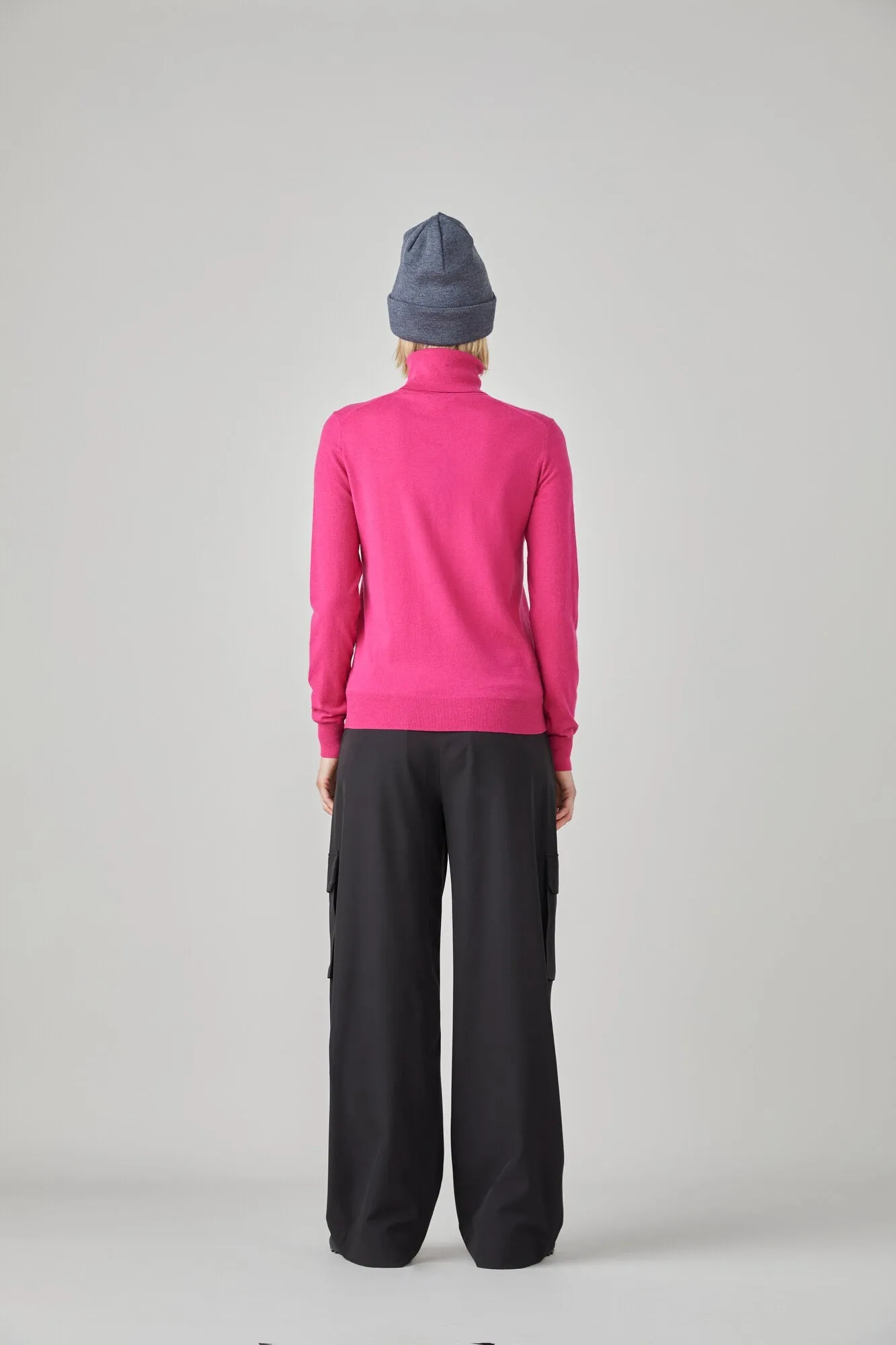 Stretch Merino Turtleneck