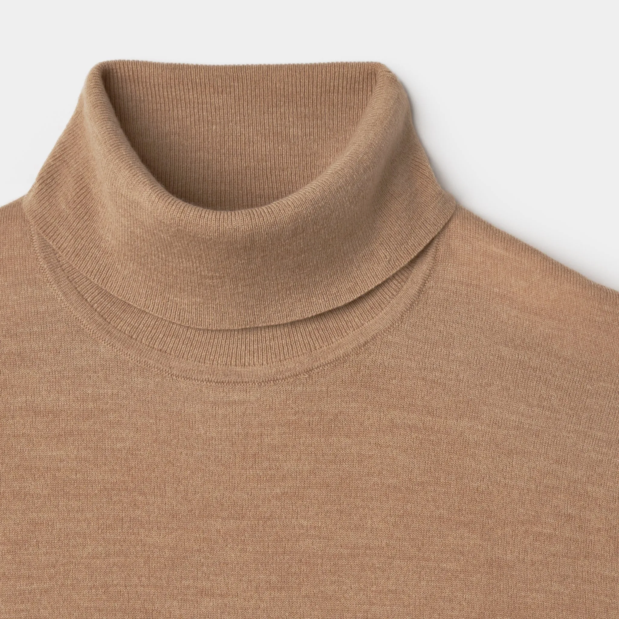 Stretch Merino Turtleneck