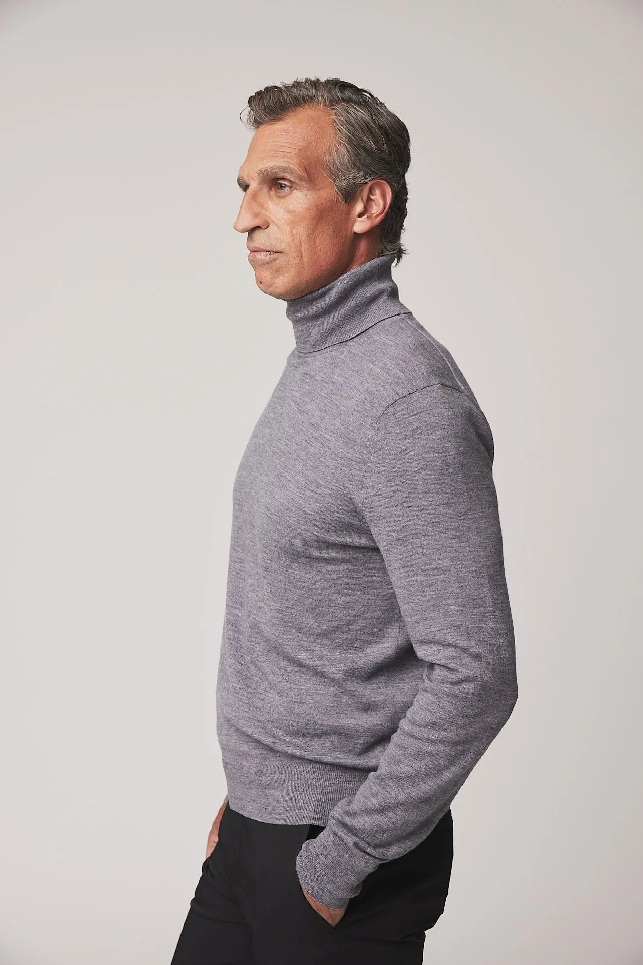 Stretch Merino Turtleneck