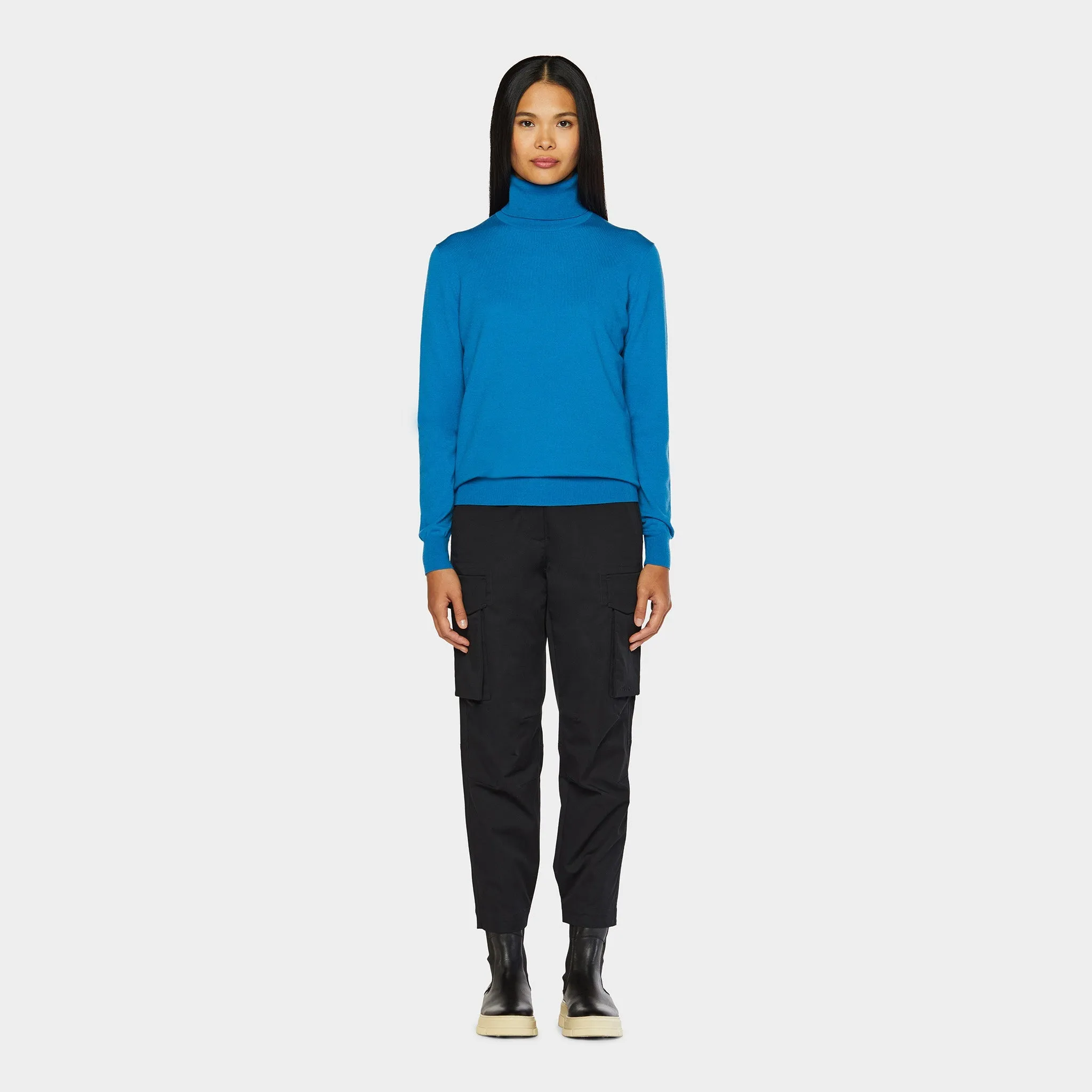 Stretch Merino Turtleneck