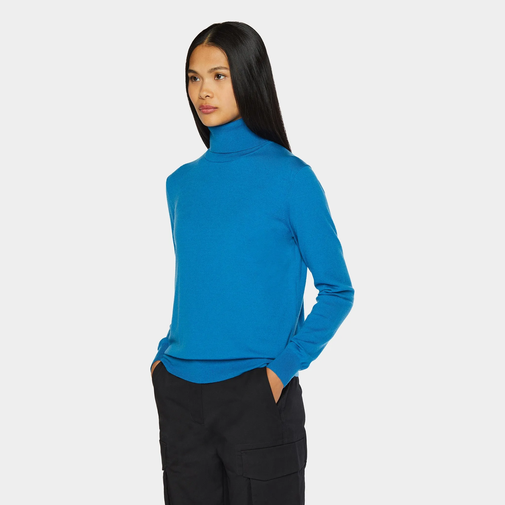 Stretch Merino Turtleneck