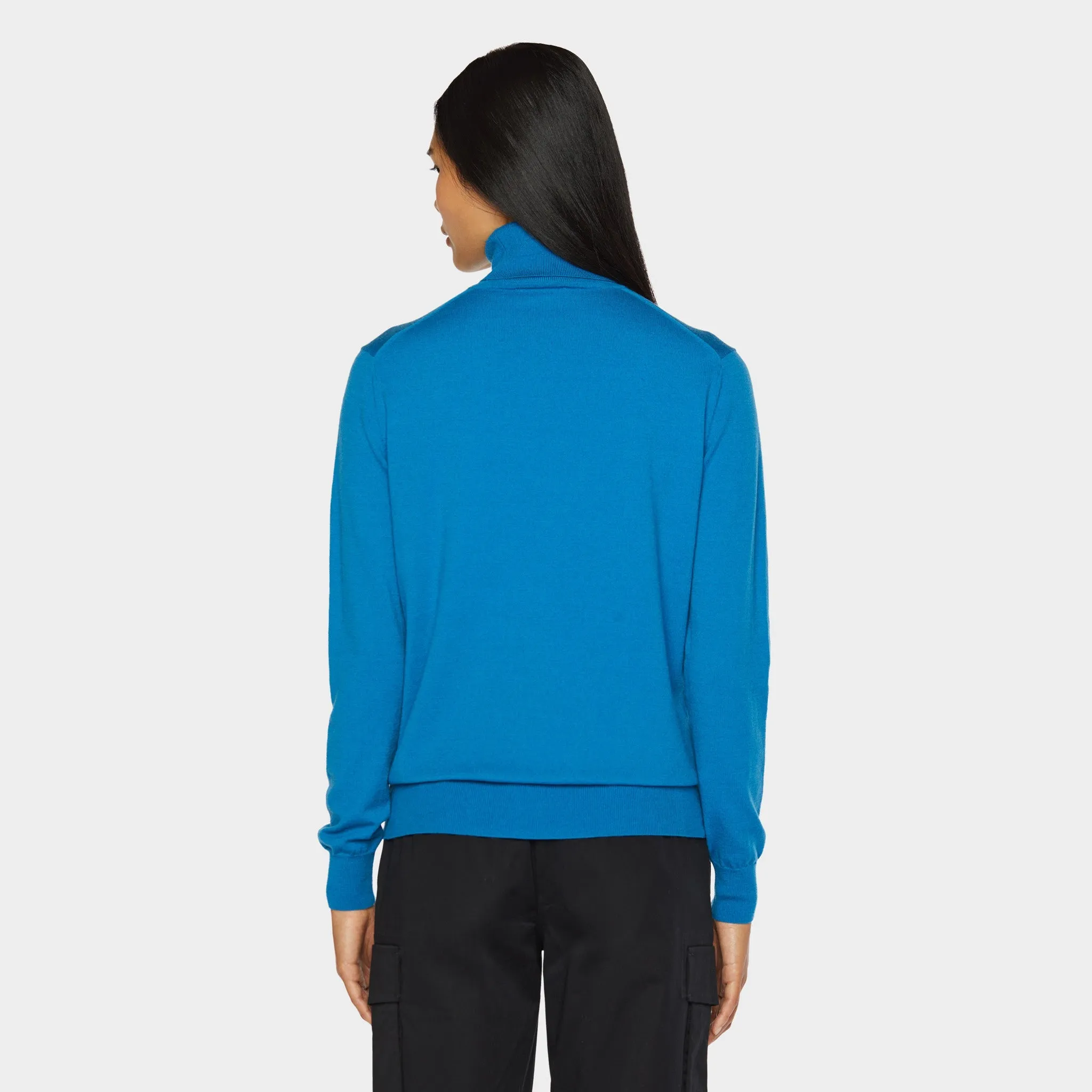 Stretch Merino Turtleneck